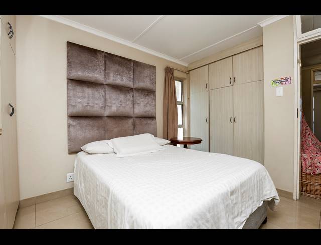 3 BEDROOM APARTMENT FOR SALE IN LA MERCY